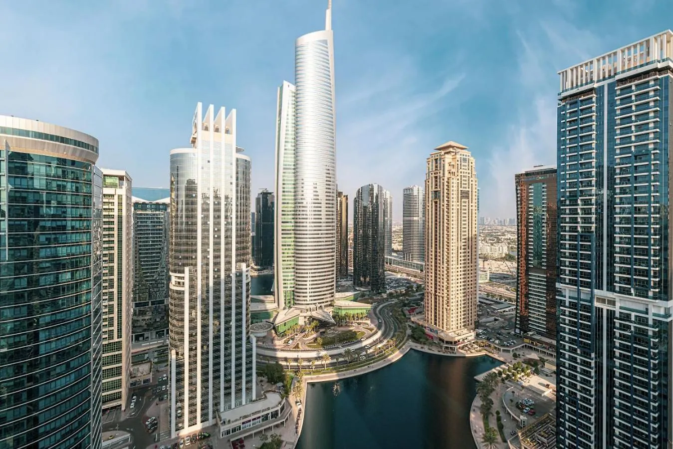 Lake View Studio Near Marina With Pool, Sauna And Gym Dubai